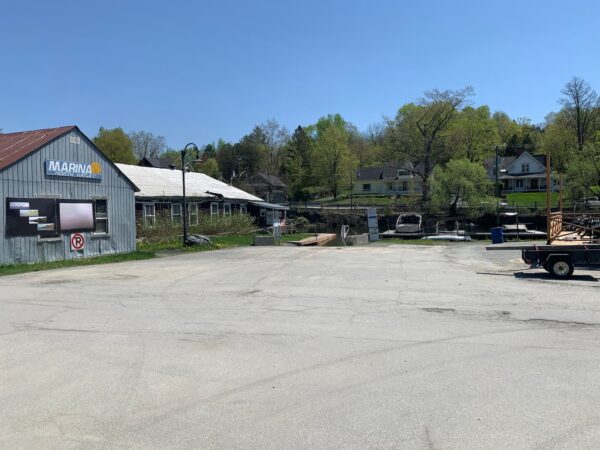 La descente à bateau de la marina de North Hatley est présentement ouverte 14 mai 14h30.