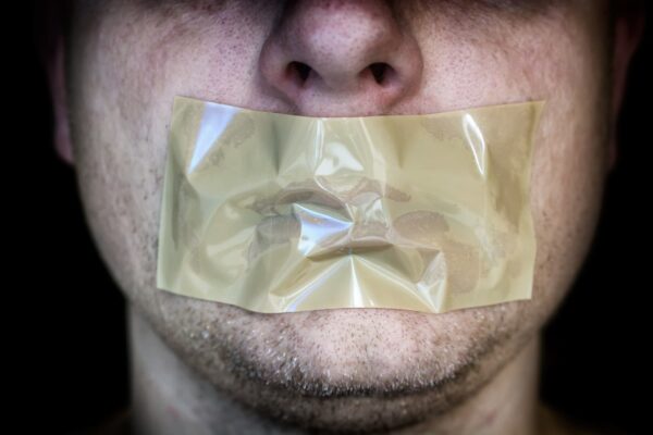 The municipal administration is attempting to silence a citizen with threats of legal action sent by bailiff at taxpayers’ expense.
